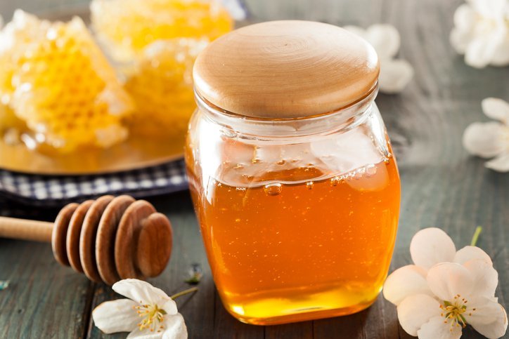 de voordelen van rauwe honing