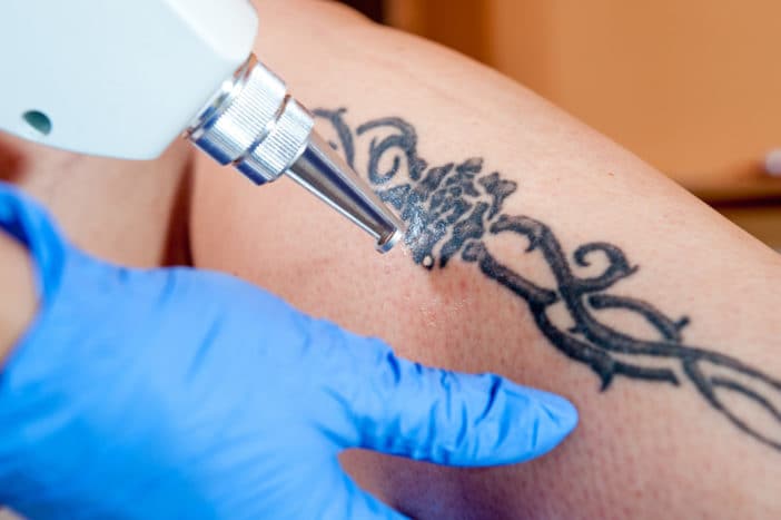 het gevaar van tatoeages