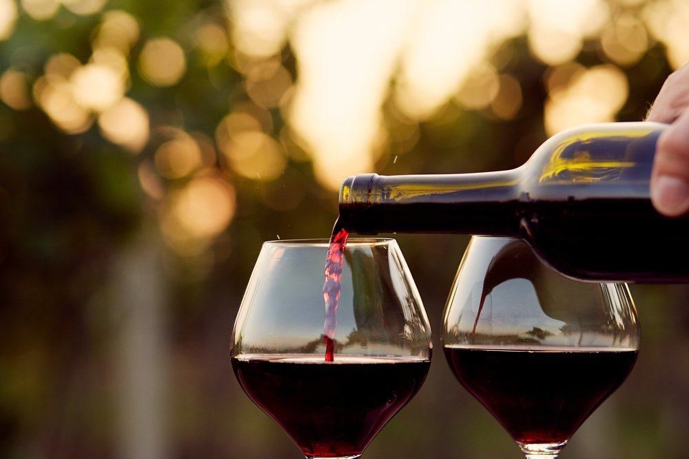 de voordelen van het drinken van wijn