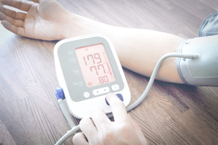 oorzaken van hypertensie en oorzaken van hoge bloeddruk